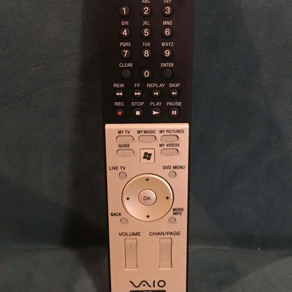 Sony Vaio RM-MC1 Remote - Picture 1 of 3